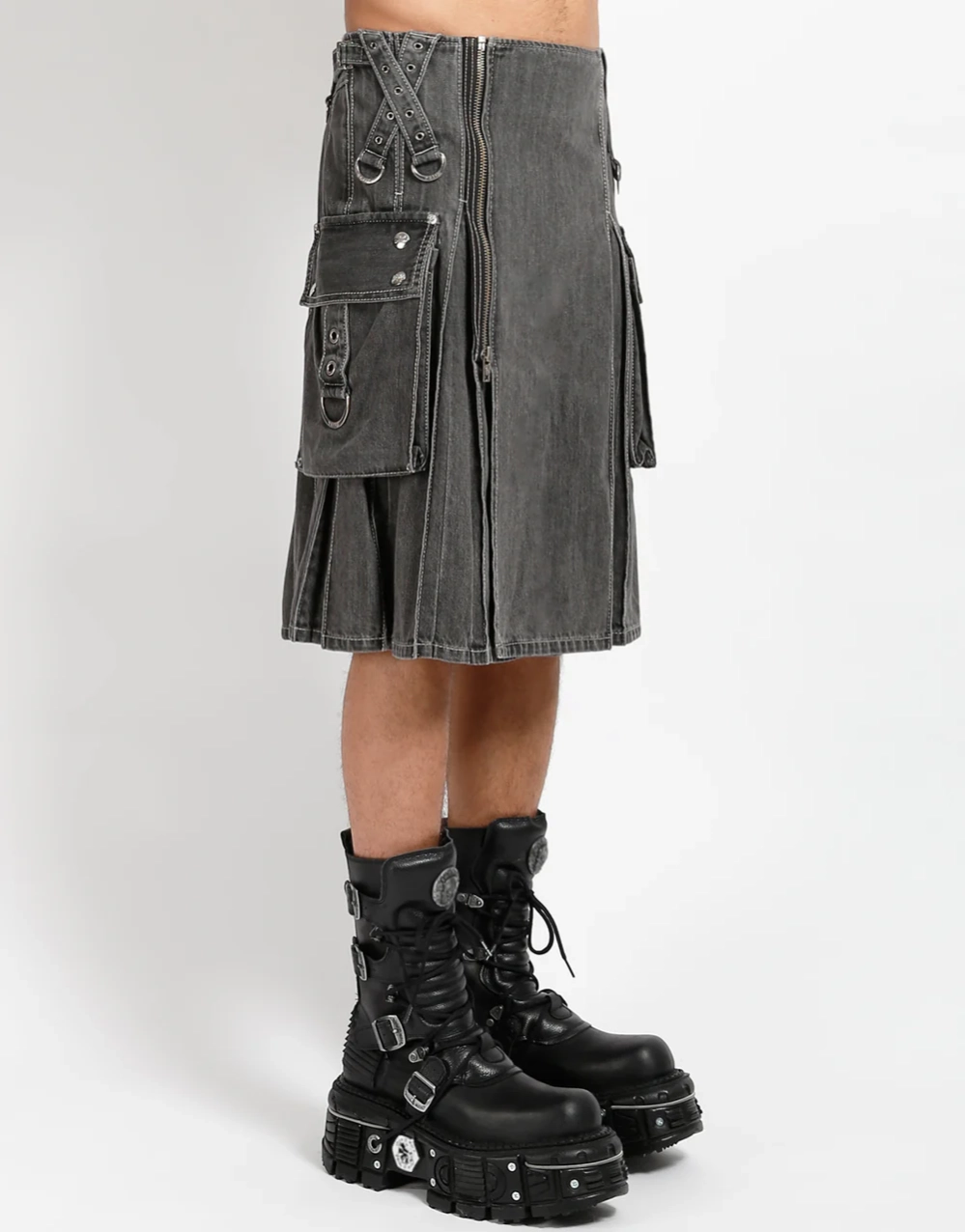 MEN SUPER KILT BLACK DENIM2